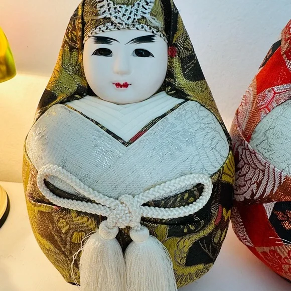 Vintage Japanese Dolls Daruma Hime Ningyo Pair Empress Jingu Handpainted H 8.5” - Picture 3 of 9